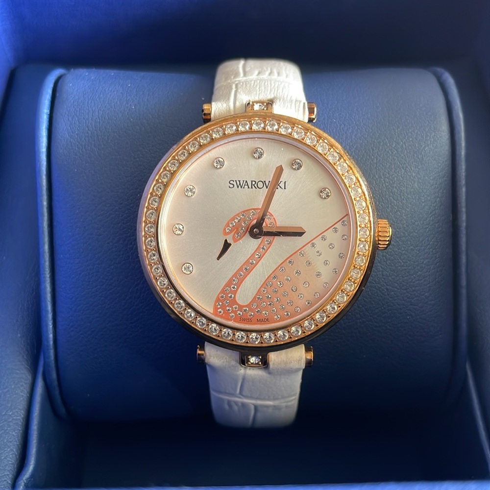 Swarovski | Aila Dressy Lady LS White/Swan Watch